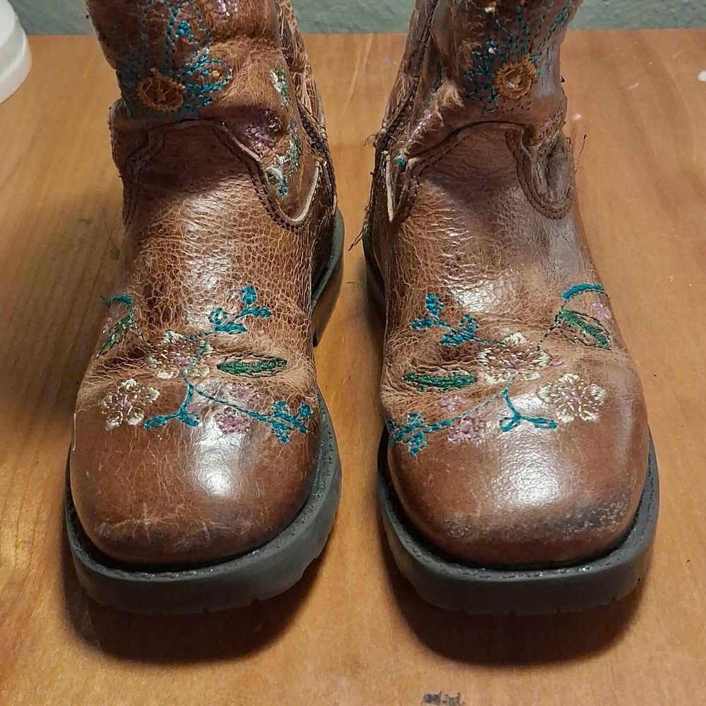 Shyanne Kids Floral Boots Size 7 Toddler - Picture 2 of 10